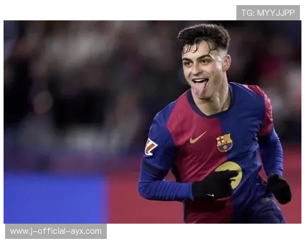 巴萨佩德里脚下灵动连扣两人完成破门——一次技艺与装备的极致对话